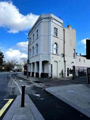 Modern Studios Queenspark